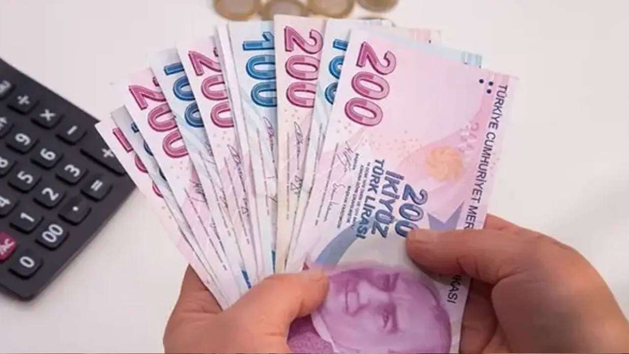 SSK ve BAĞ-KUR emeklilerine 40 bin TL ikramiye verilecek: Başkan tarih verdi! 5